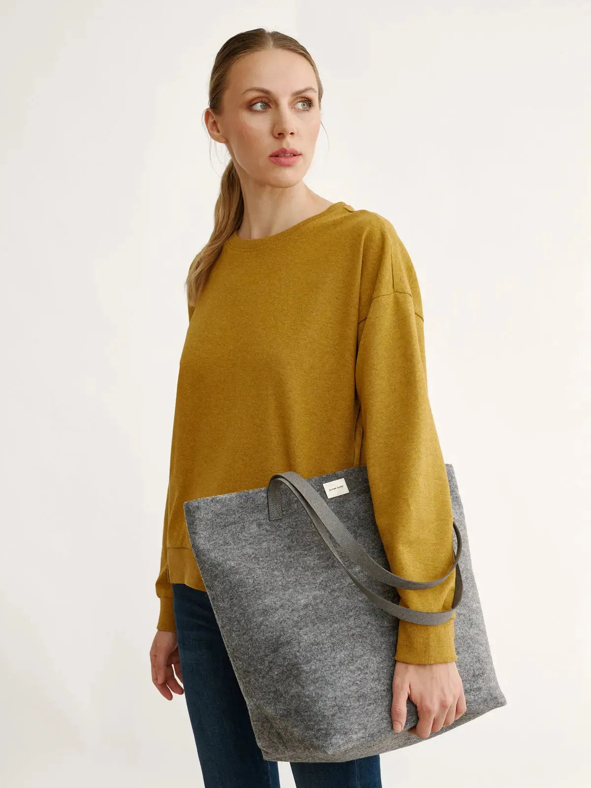 HUURRE LAUKKU, HARMAA - Globe Hope