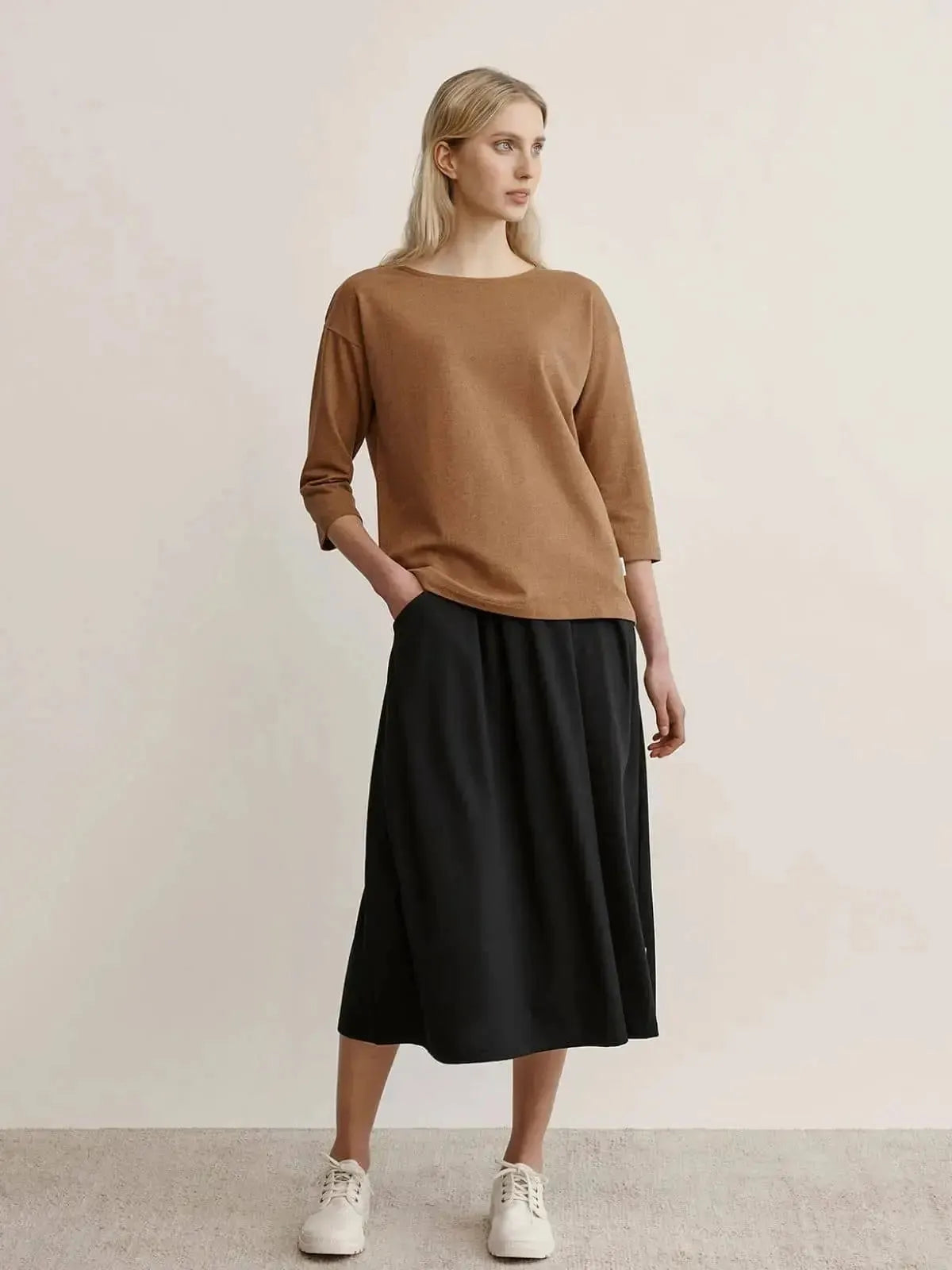 NUORITTA collegepusero painatuksella Globe Hope