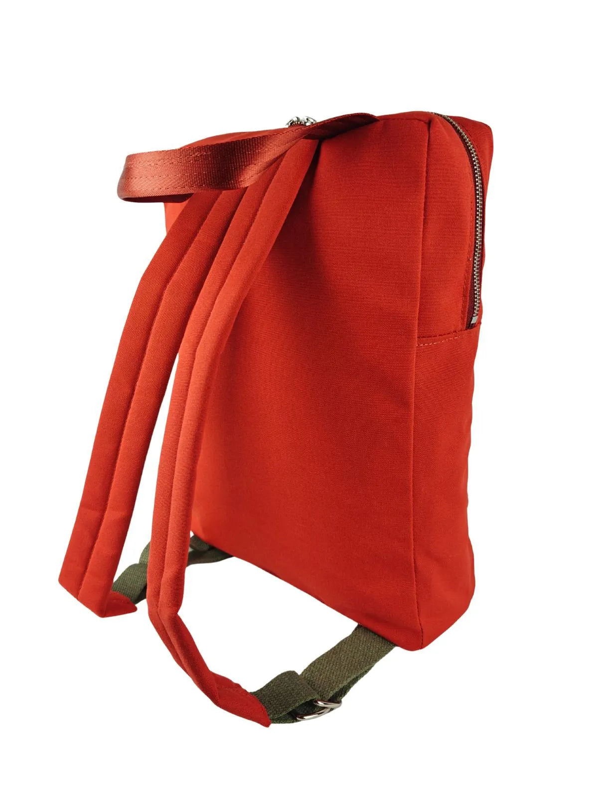 Globe Hope, Riite reppu terracotta, tuotekuva takakulmasta.