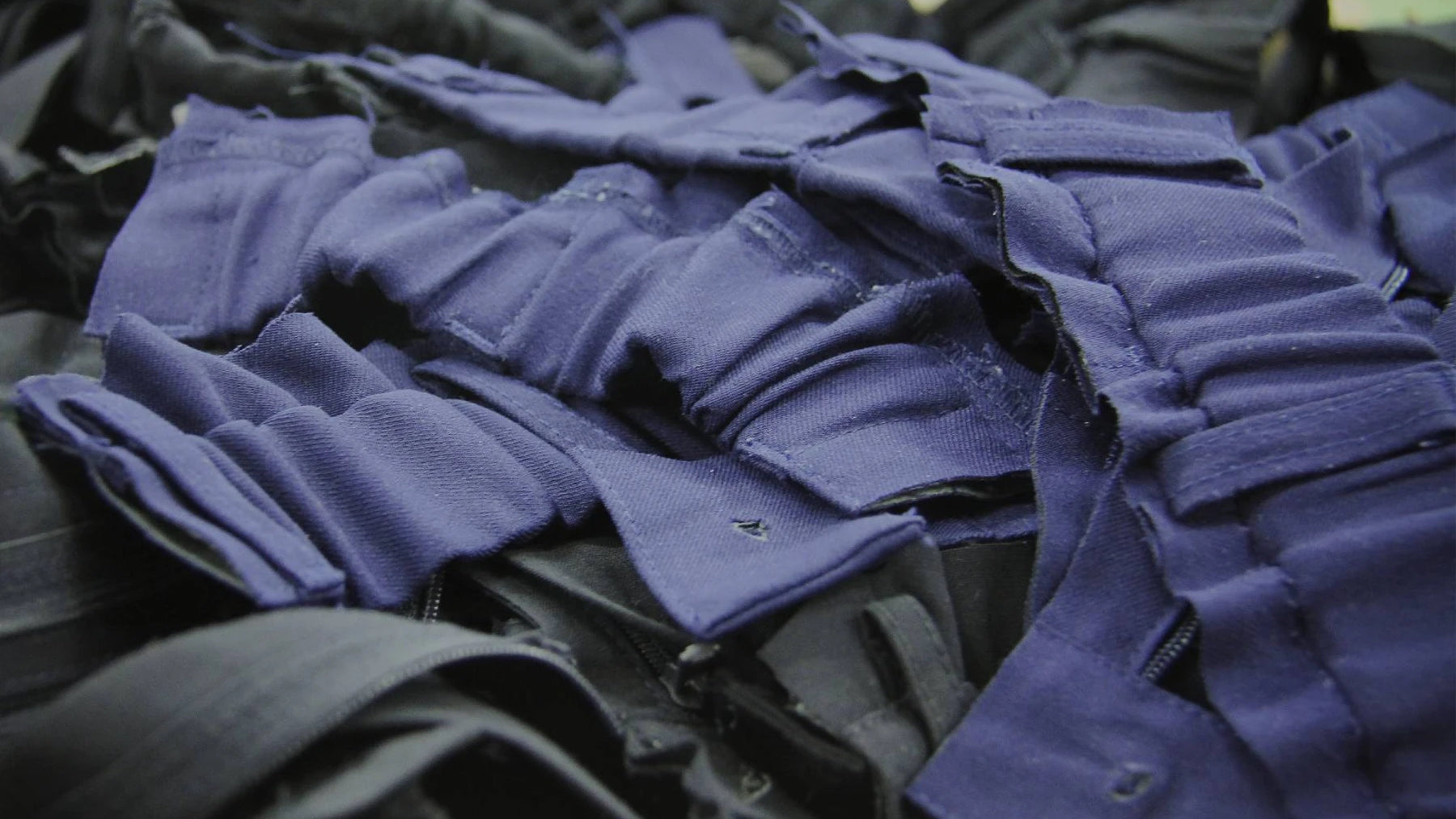 Globe Hope, Neles zero waste tekstiileiden leikkuuosia.