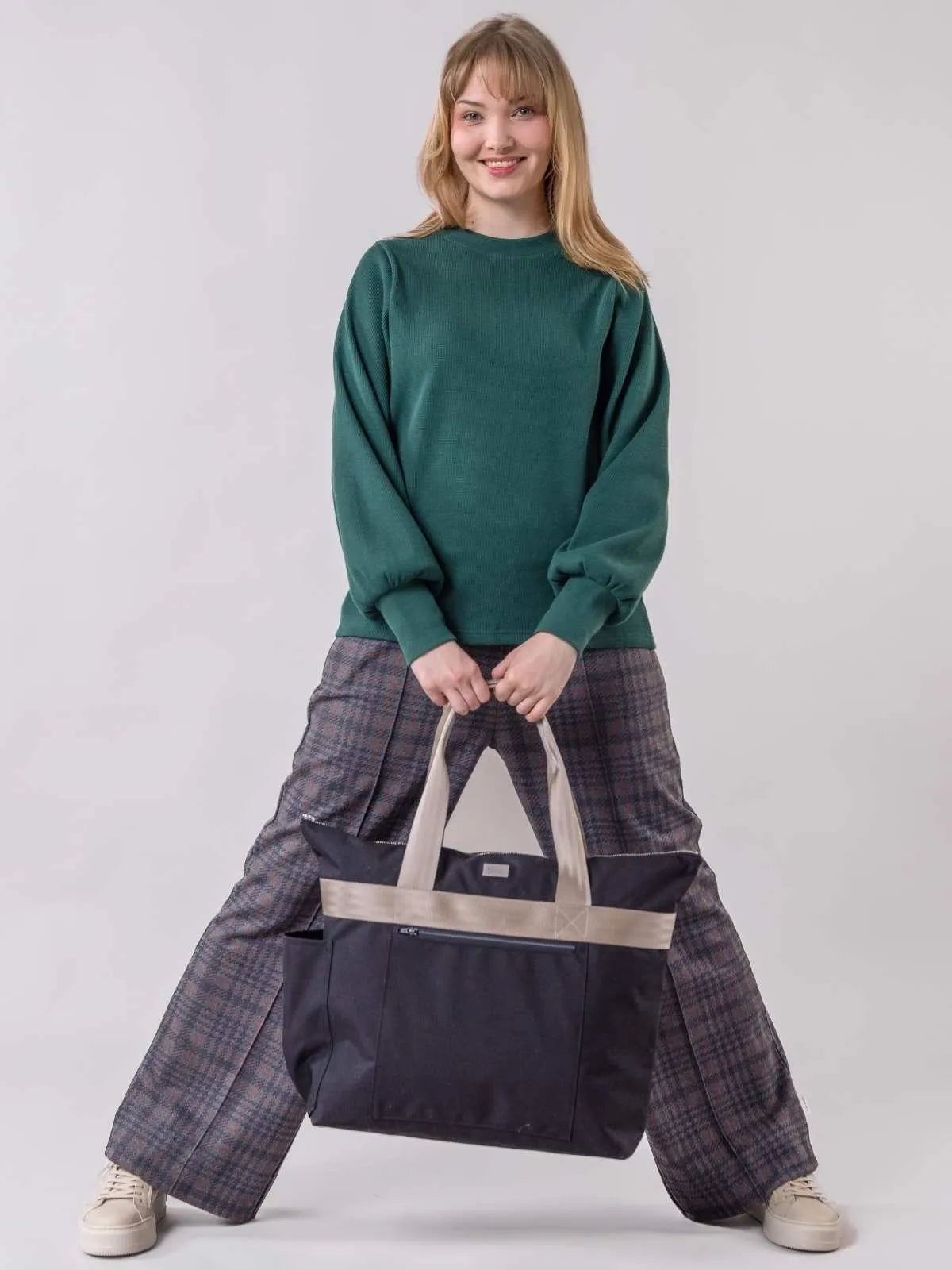 REISSU weekend bag, black-beige