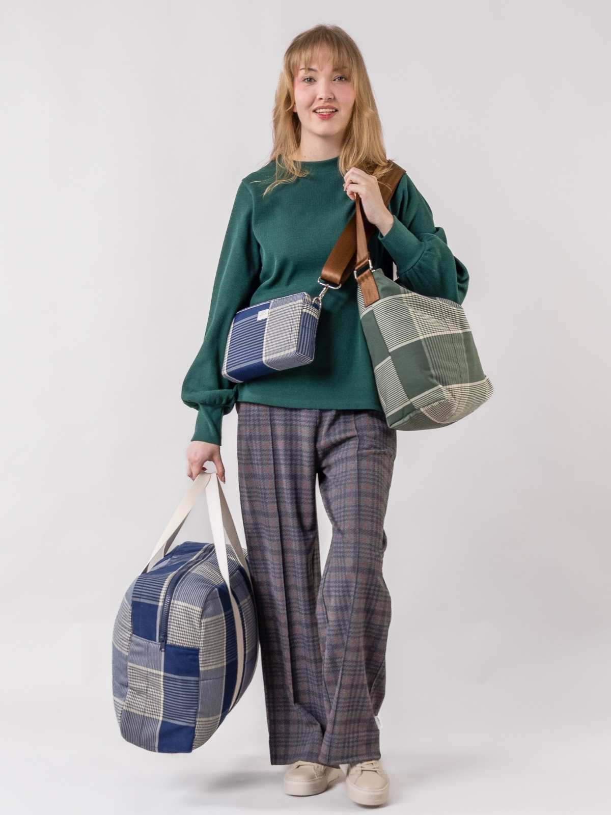 KUURA-olkalaukku – quilted blue