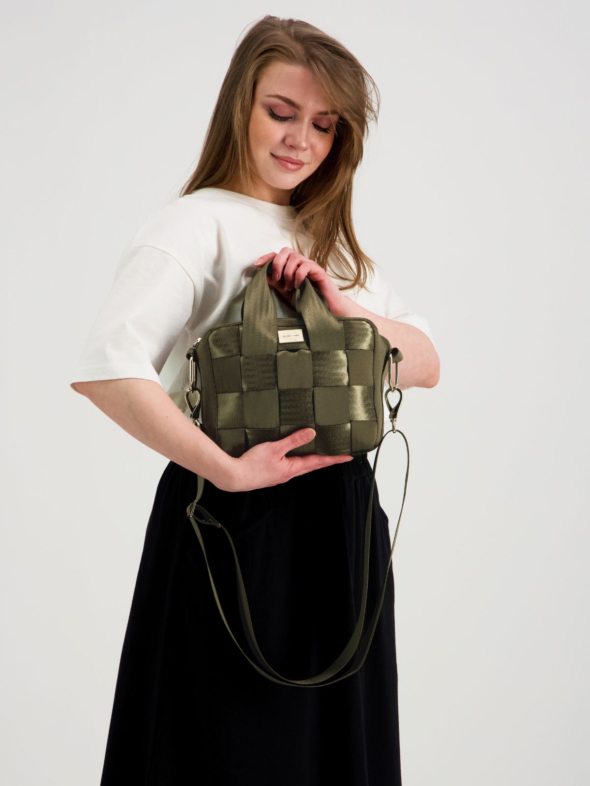 HILLA laukku, oliivin vihreä