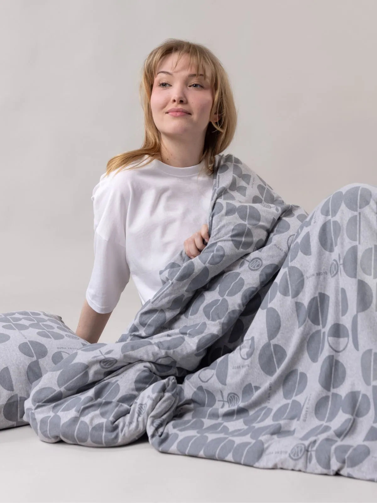 UHKU pussilakanasetti, harmaa