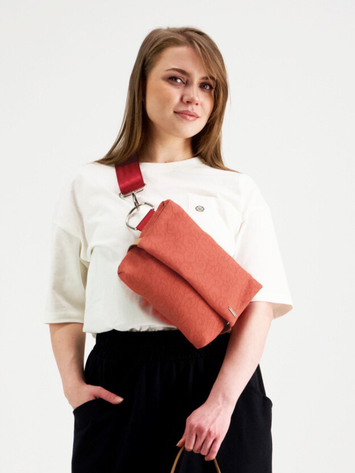 PILKE laukku, hiekanpunainen