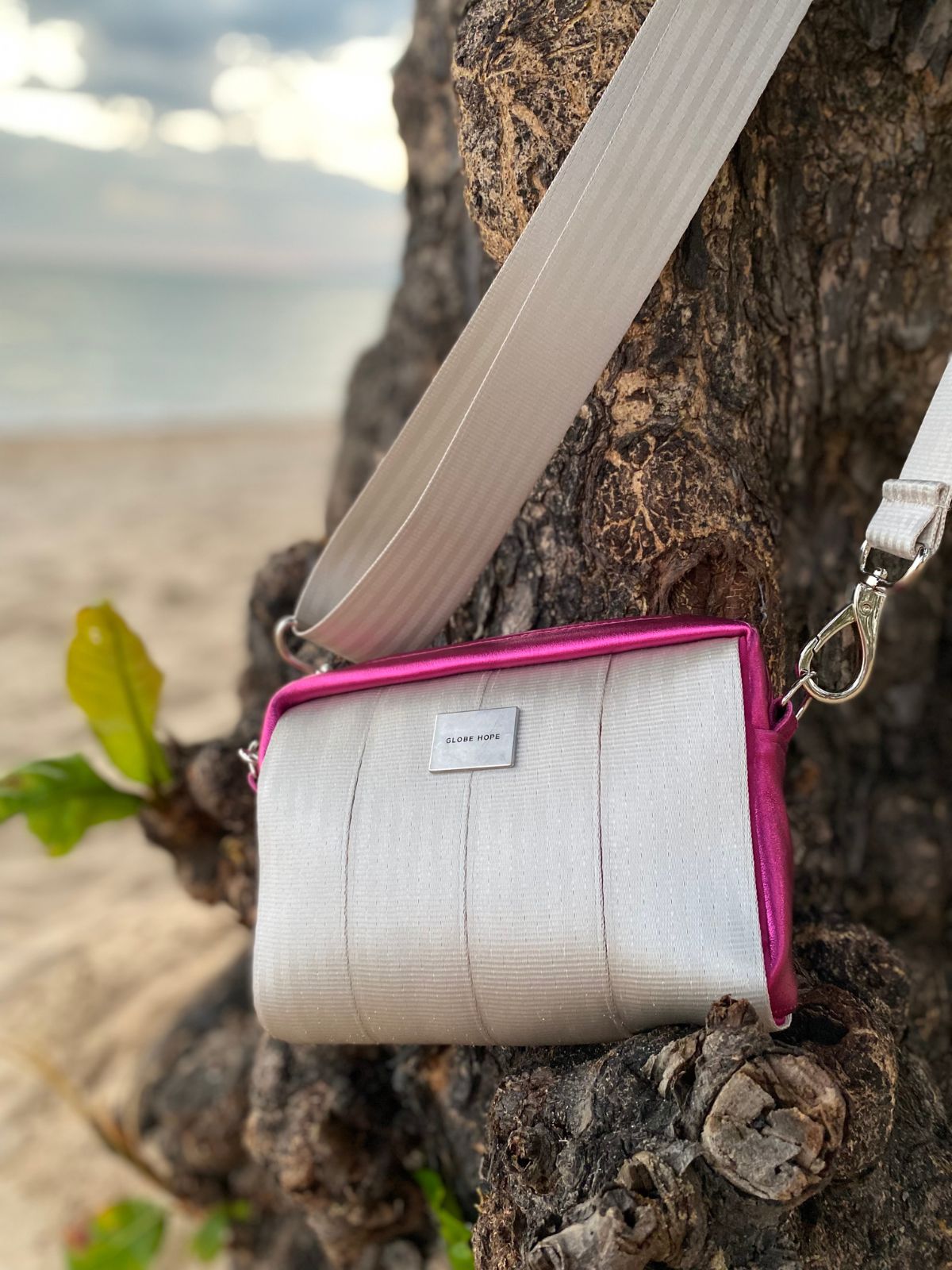 UTU bag, fuchsia / pearl grey