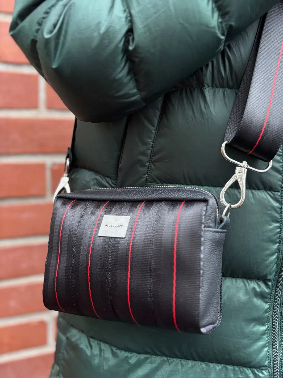 UTU bag, with red stripes