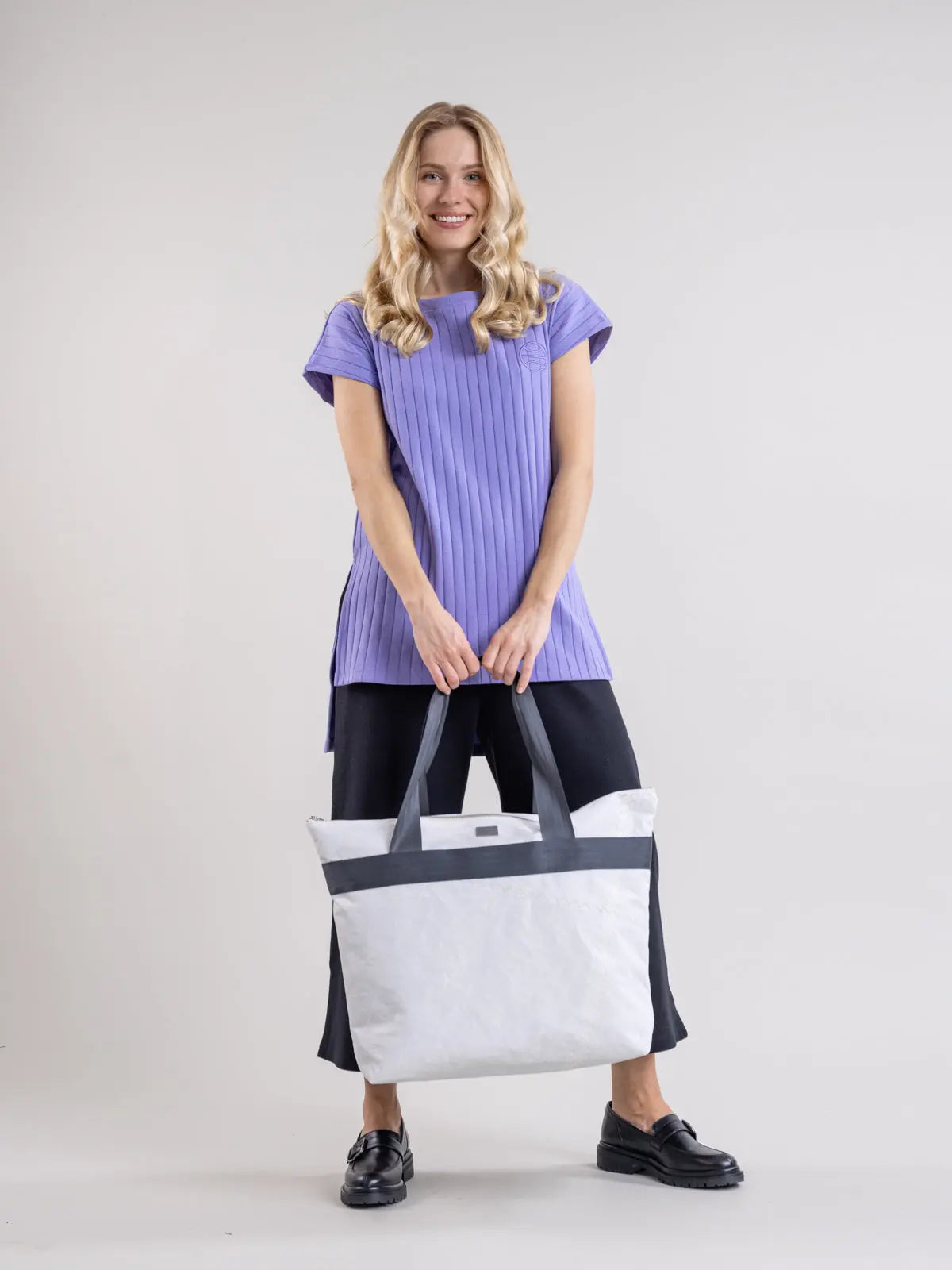 VIHMA SAIL Kassi, Valko-Harmaa - Globe Hope